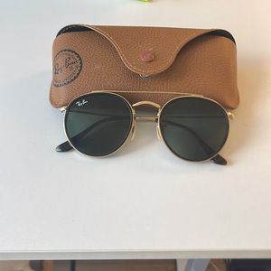 Round Double Bridge Ray-Ban sunglasses with case